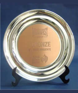 Salvas e Bandejas - Salva em Estanho com Placa em Latão Bronze